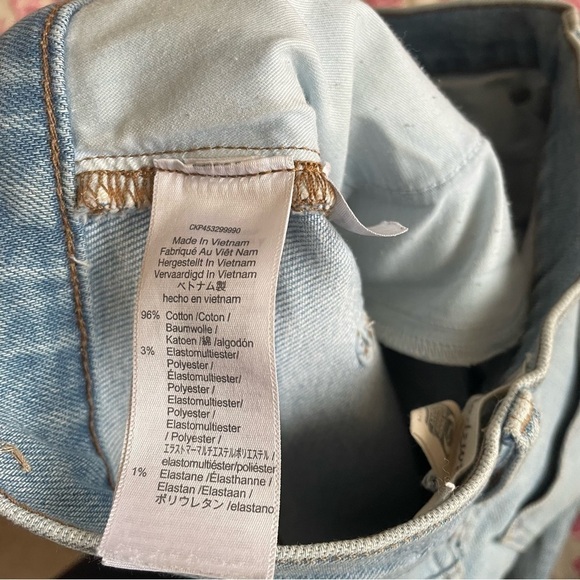 Madewell The Perfect Vintage Jean in Coffey Wash: Worn-In Edition MC492 - Picture 7 of 14
